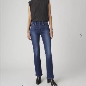 Levi's 725 High rise Bootcut Jeans